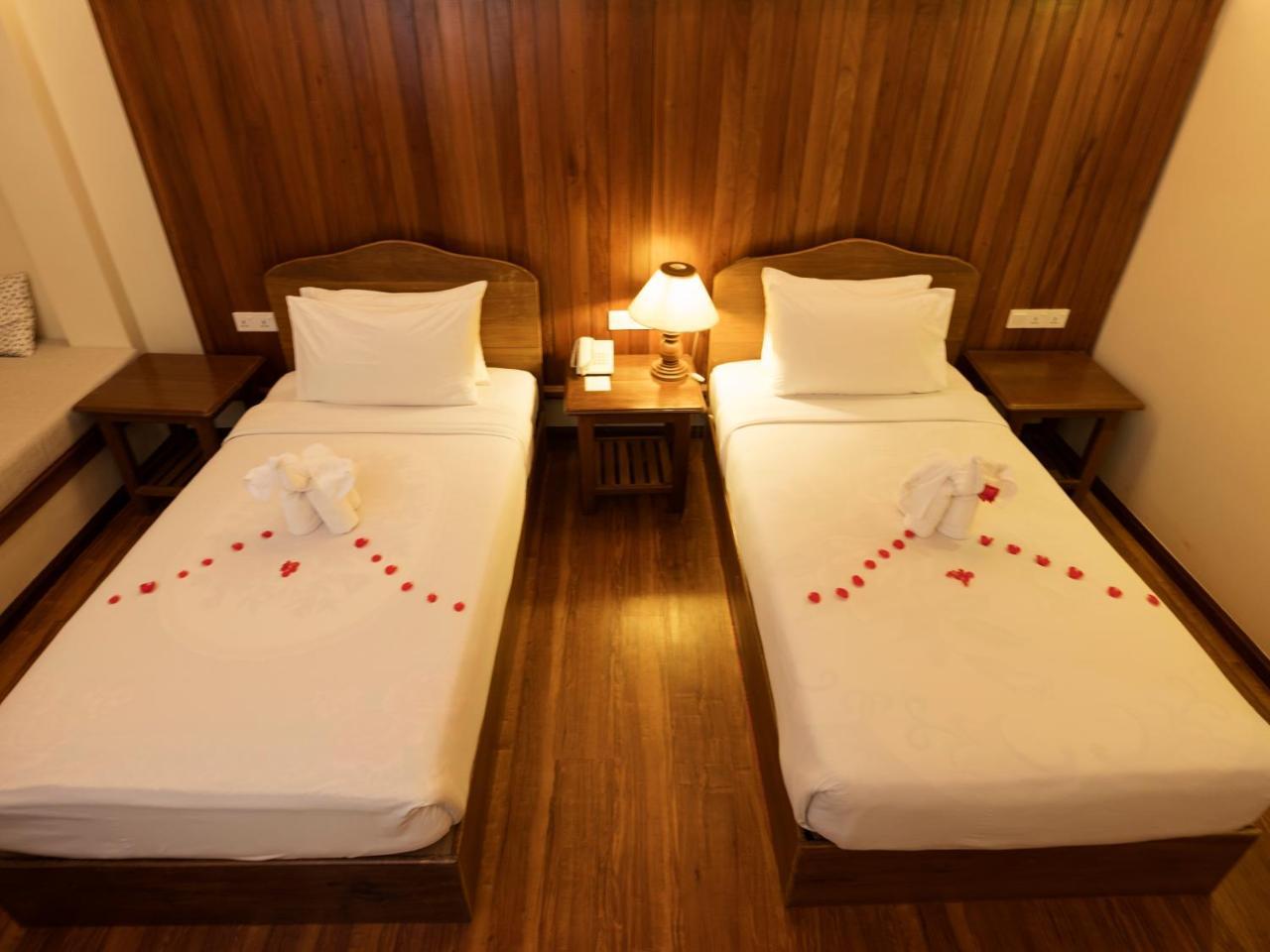 Thande Beach Hotel - Нгапали Екстериор снимка